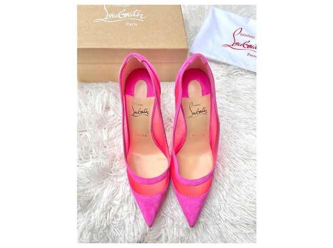 Christian Louboutin Décolleté in Camoscio Rosa e Mesh - vista 9