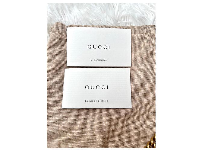 Gucci Marmont Schultertasche aus weißem Leder - Ansicht 15