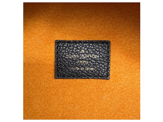 Louis Vuitton Monogram Empreinte Bumbag Nero - vista 13