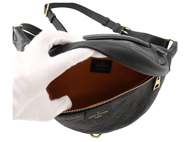 Louis Vuitton Monogram Empreinte Bumbag Nero - vista 5