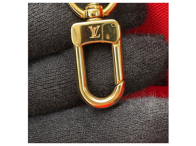 Borsa Tote Louis Vuitton Monogram Reverse Giant OnTheGo MM Rosso - vista 15