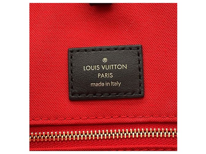 Borsa Tote Louis Vuitton Monogram Reverse Giant OnTheGo GM Rosso - vista 16