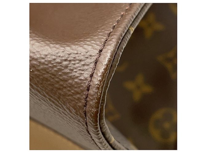 Borsa Tote Louis Vuitton Monogram Reverse Giant OnTheGo GM Rosso - vista 9