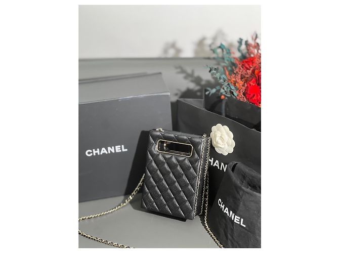 Borsa a tracolla Chanel Classic CC in pelle caviar Nero - vista 4