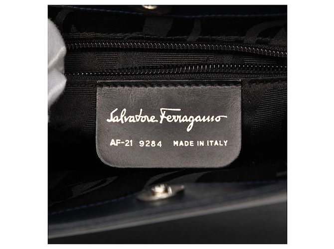 Salvatore Ferragamo Borsa a tracolla in pelle nera Ferragamo Nero - vista 5