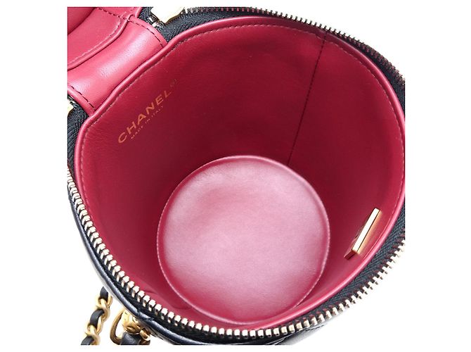 Vanity Beauty Case Chanel Black Small Quilted Lambskin Side Note Nero - vista 4