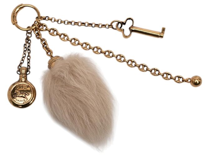 Chloé Gold Charm per borsa con simboli Chloé e coda in shearling placcato oro D'oro - vista 3