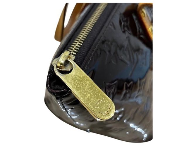Borsa Louis Vuitton Amarante Bellevue GM Bordò - vista 6