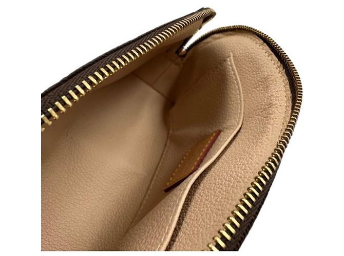 Pochette Tic PM Louis Vuitton Marrone - vista 7