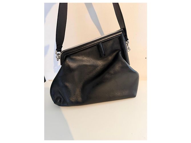 Zucca Fendi First Medium Nappaleder Handtasche Schwarz - Ansicht 2