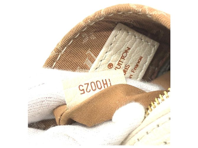 Borsa a tracolla Louis Vuitton Monogram Mini Initial Tanger Beige - vista 17