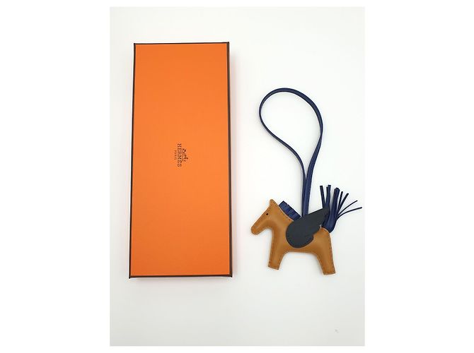 Hermès Rodeo Pegase PM Charm per borsa Sesame/Bleu Saphir/Noir Marrone chiaro - vista 2