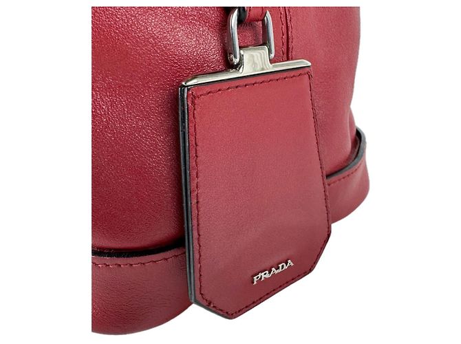 Borsa a tracolla in pelle rossa Prada Rosso - vista 12