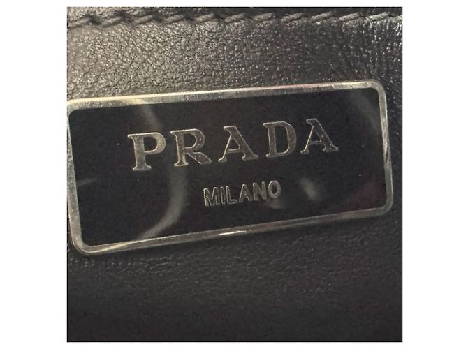 Borsa a tracolla in pelle rossa Prada Rosso - vista 14