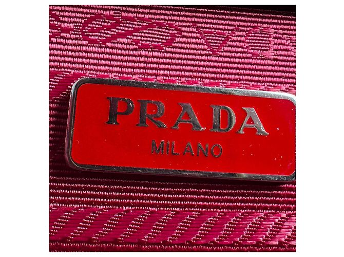 Borsa a tracolla in pelle rossa Prada Rosso - vista 13