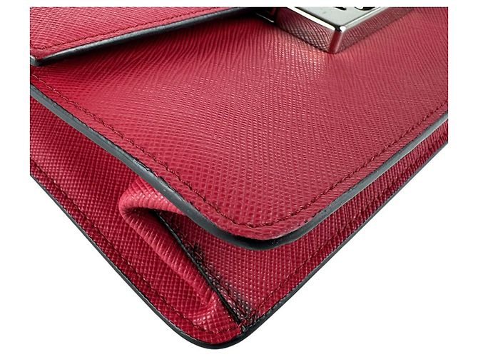 Borsa a tracolla in pelle rossa Prada Rosso - vista 8