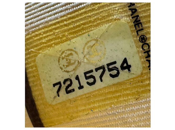 Borsa a tracolla in pelle azzurro Chanel Blu chiaro - vista 12