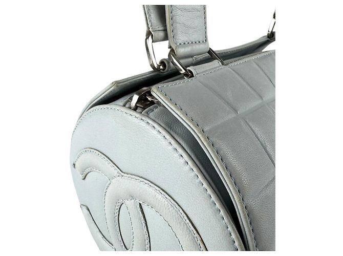 Borsa a tracolla in pelle azzurro Chanel Blu chiaro - vista 6