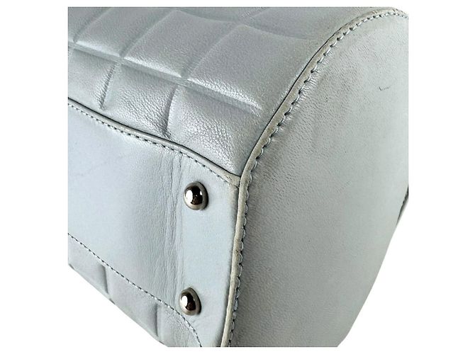 Borsa a tracolla in pelle azzurro Chanel Blu chiaro - vista 9