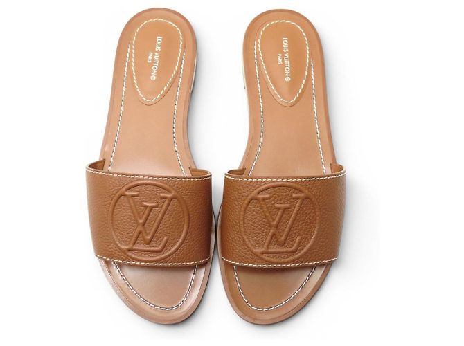 NUOVE SANDALI MULE PIATTE LOUIS VUITTON LOCK IT 37 LOGO LV Cammello - vista 8