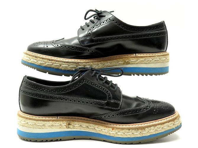 ZAPATOS DERBY DE PLATAFORMA EN CUERO PULIDO NEGRO PRADA 38 IT 39 FR - vista 2