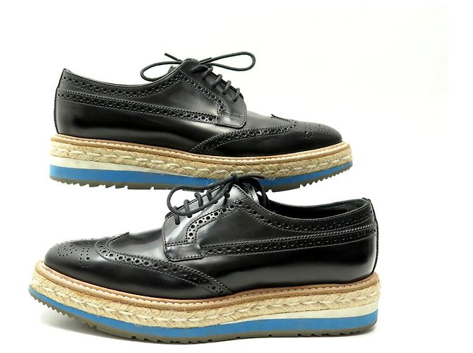 ZAPATOS DERBY DE PLATAFORMA EN CUERO PULIDO NEGRO PRADA 38 IT 39 FR - vista 3