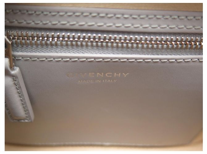 BORSA A SPALLA GIVENCHY ANTIGONA LOCK MINI IN PELLE GRIGIA Grigio - vista 13