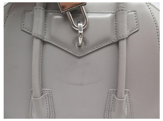BORSA A SPALLA GIVENCHY ANTIGONA LOCK MINI IN PELLE GRIGIA Grigio - vista 16