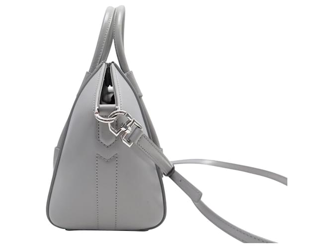 BORSA A SPALLA GIVENCHY ANTIGONA LOCK MINI IN PELLE GRIGIA Grigio - vista 4