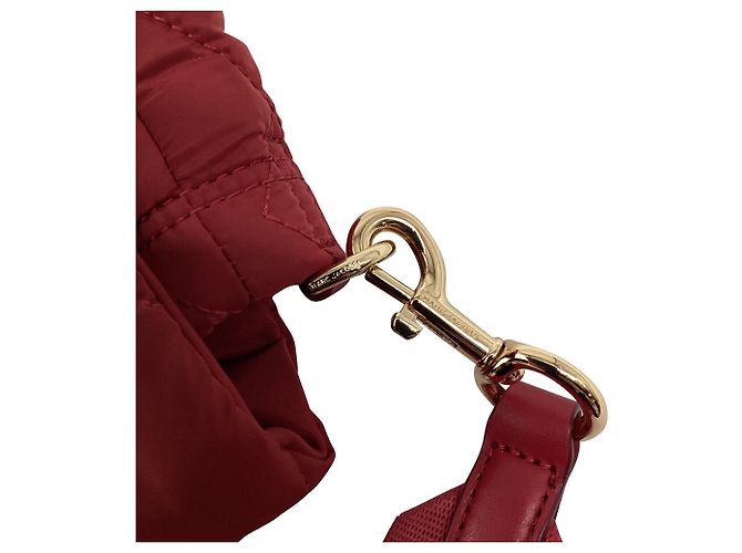 Borsa a tracolla Marc Jacobs Quilted Utility in nylon rosso Bordò - vista 8