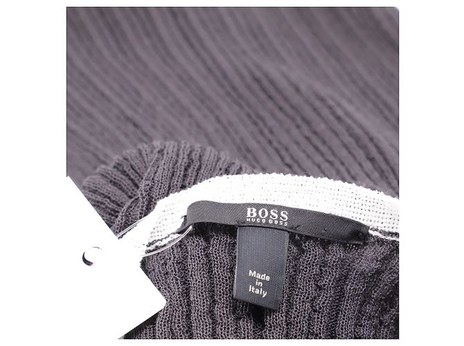 Hugo Boss Boss geripptes Kurzarm-Oberteil aus schwarzer Viskose - Ansicht 5