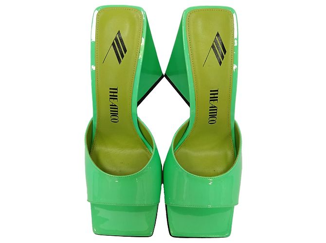 Mule Devon di The Attico in vernice verde neon - vista 5