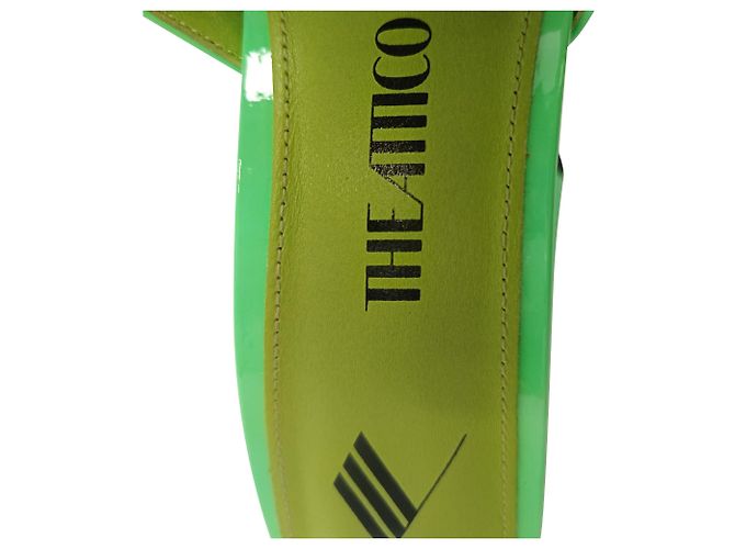 Mule Devon di The Attico in vernice verde neon - vista 9