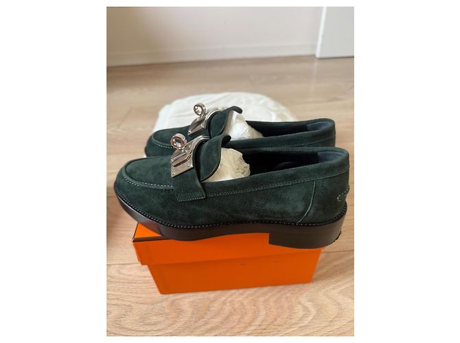 Mocassini Hermès Hot in Capretto Verde scuro - vista 3