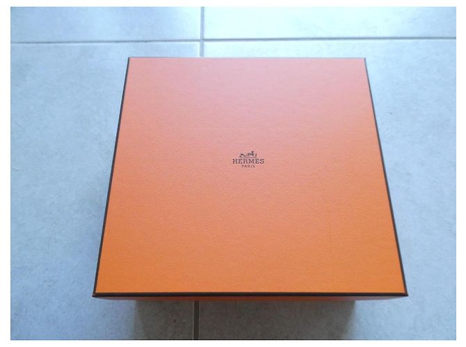 Hermès Mini Kelly 2 20cm Orange Gift Box No. 68 - view 3