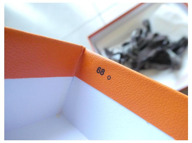 Hermès Mini Kelly 2 20cm Orange Gift Box No. 68 - view 4