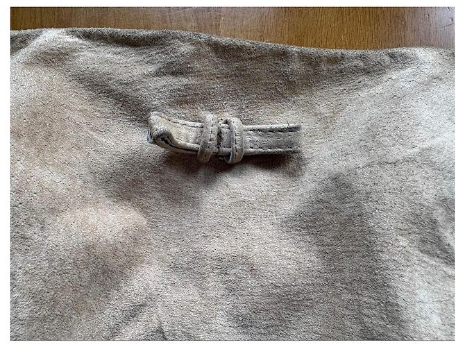 Autre Marque Isaco beiges trägerloses Wildlederkleid mit Rüschen - Ansicht 3