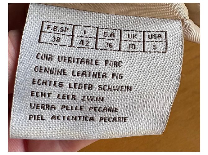Autre Marque Isaco beiges trägerloses Wildlederkleid mit Rüschen - Ansicht 6