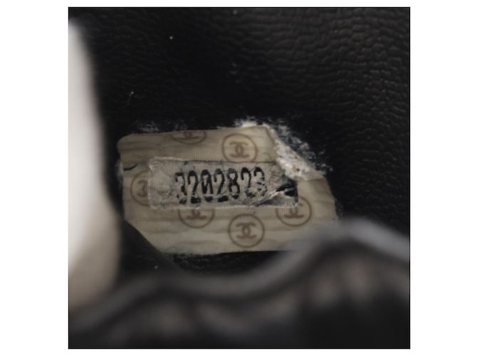 Chanel Bicolole Vanity Pouch Black - view 14