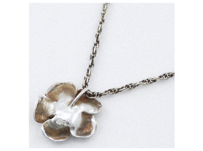 Collana Camellia Chanel - vista 3