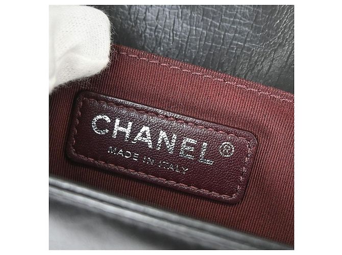 Chanel Boy Flap Tasche gestepptes glasiertes Kalbsleder Neu Medium Schwarz - Ansicht 6