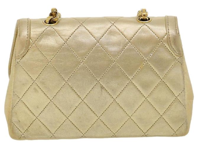 Chanel Vintage CC Chain Flap Quilted Lambskin Mini D'oro - vista 2