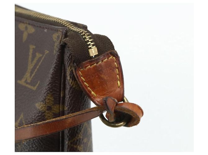 Louis Vuitton Pochette Accessoires NM Monogram Canvas medium Marrone - vista 6
