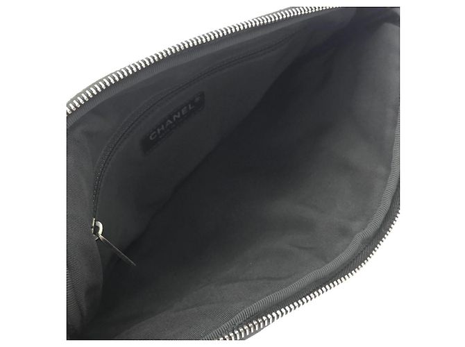 Borsa a tracolla Chanel Girl Line 91386 Nero Blu navy - vista 7