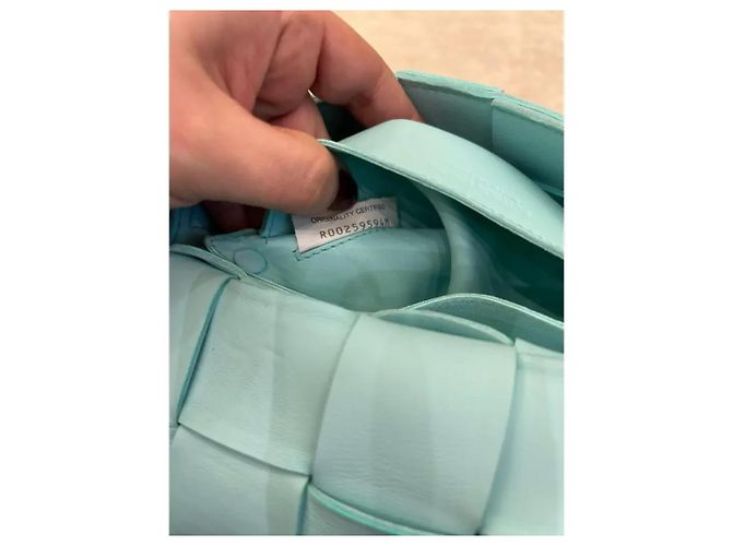 Bottega Veneta Small Cassette Tasche in Celadon Blau - Ansicht 11