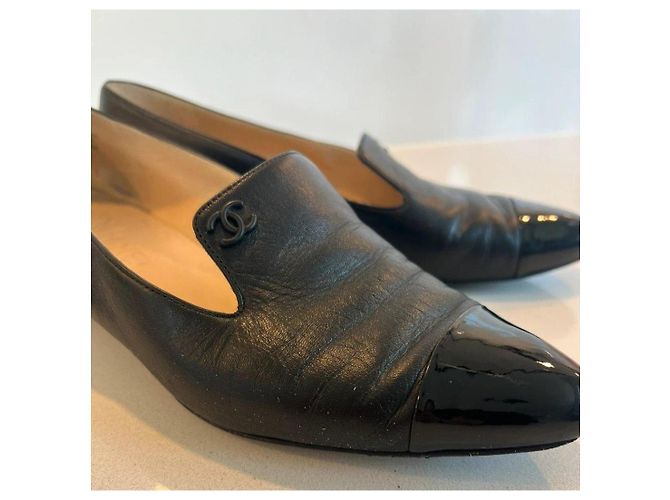Chanel Ballerine in pelle nera con punta vernice Nero - vista 2