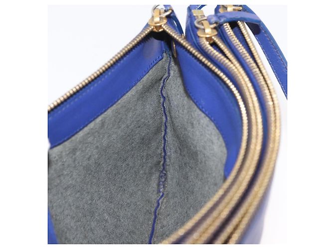 Céline Borsa a tracolla CELINE Trio in pelle blu oro Aut 177022 D'oro - vista 19