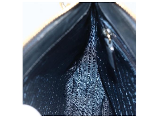 Borsa a Spalla con Catena PRADA in Pelle Blu Navy e Oro Auth 177855A D'oro - vista 19
