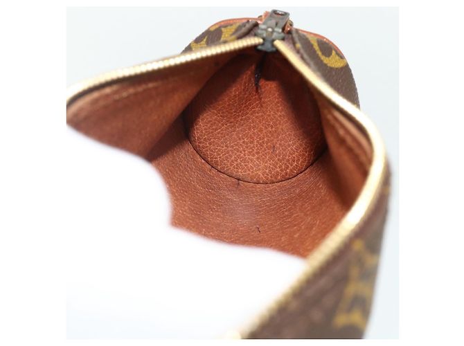 LOUIS VUITTON Pochette Monogram Papillon LV Auth 177296 Monograma - vista 18