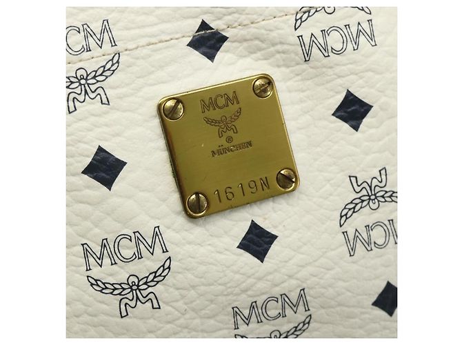 Bolsa Tote MCM Vicetos Logogram PVC Branco Ouro Auth 178496 Dourado - vista 15